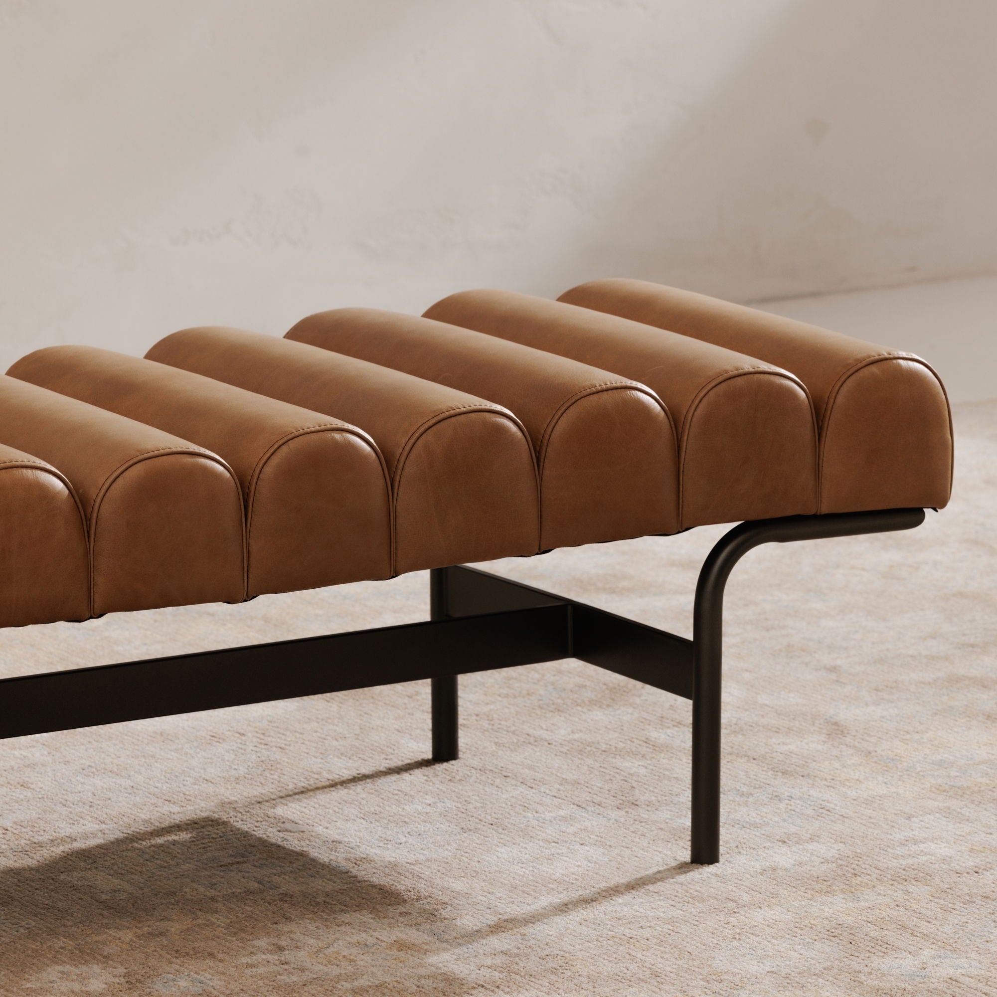 Harrison - Bench - Tan
