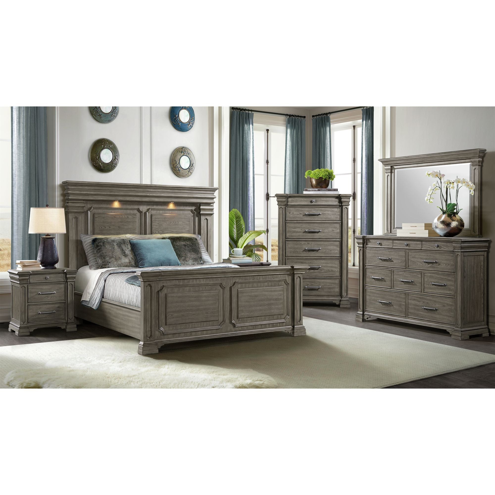 Kings Court - 3-Drawer Nightstand (Sliding Top)