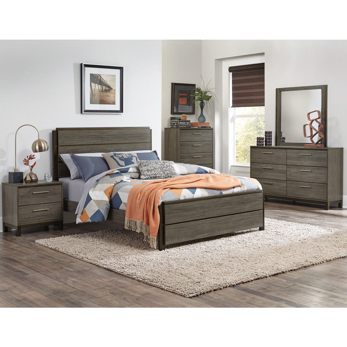 Vestavia - Chest - Gray