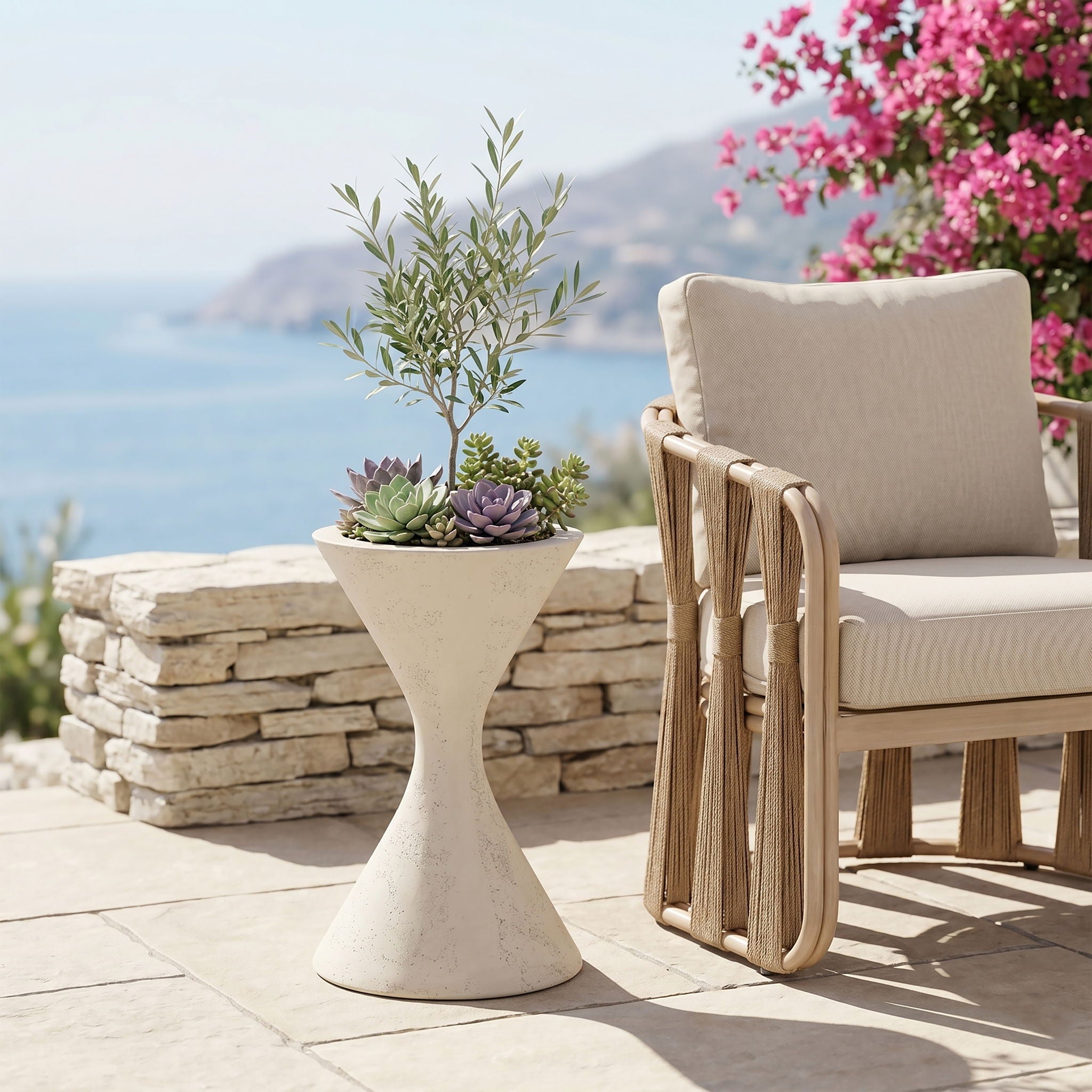 Vessa - Indoor / Outdoor Concrete Planter