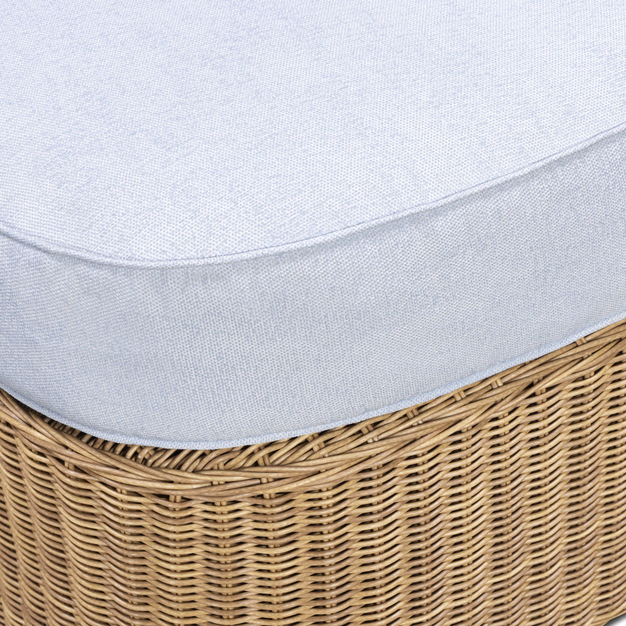 Axel - Boucle Outdoor Ottoman