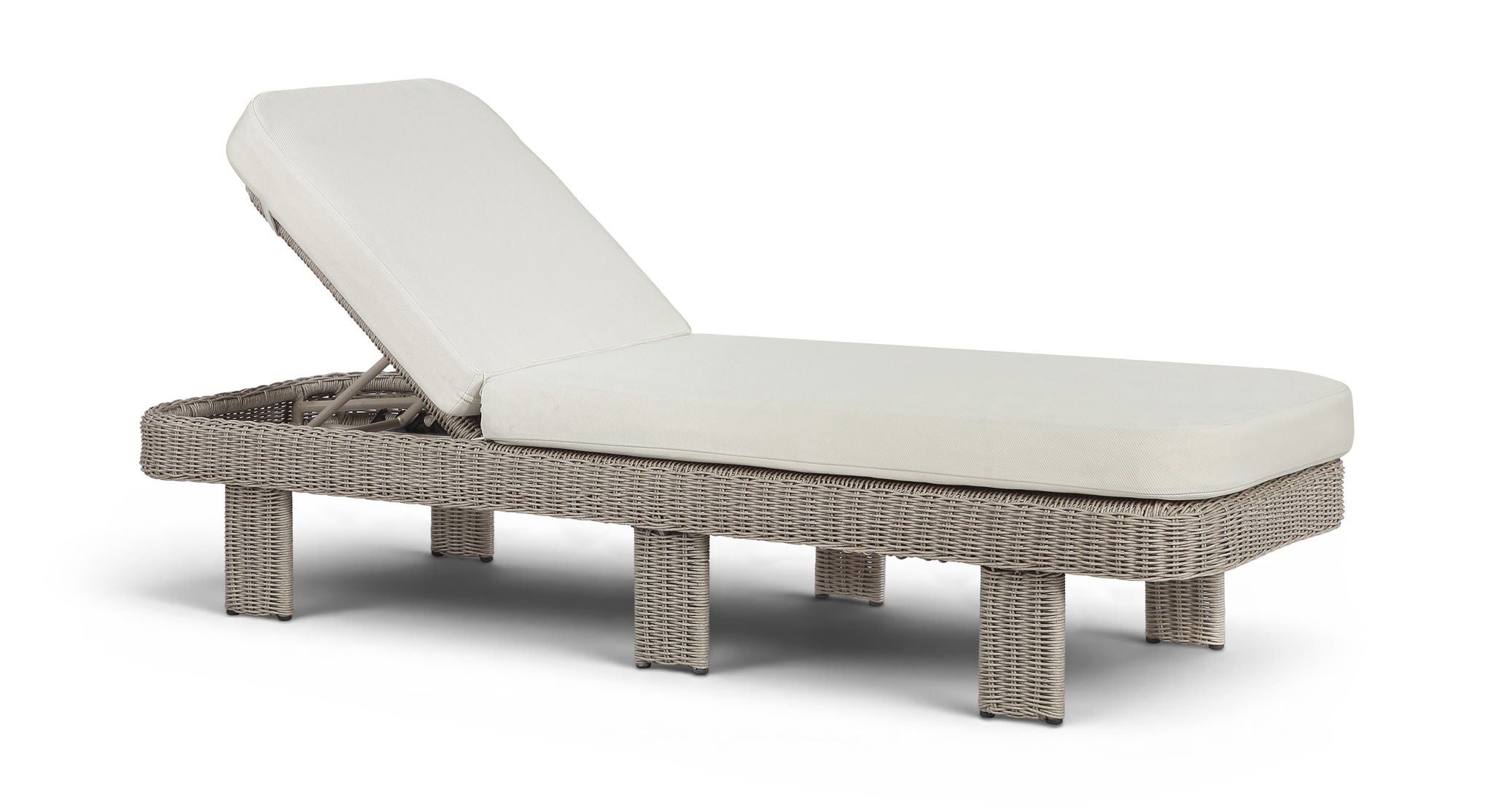 Sandbay - Olefin Water Resistant Fabric And Wicker Outdoor Patio Lounge Chair