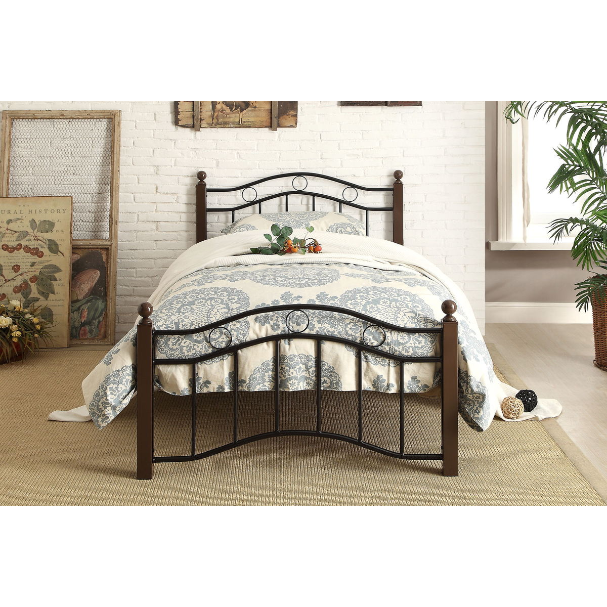 Averny - Platform Bed