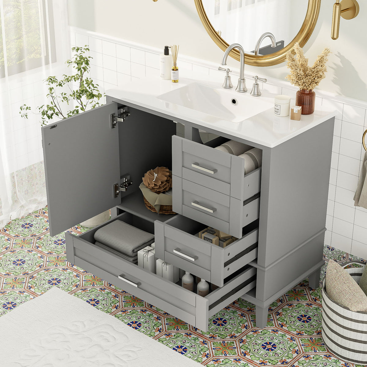 Traditional Bathroom Vanity Set With Soft Close Doors
