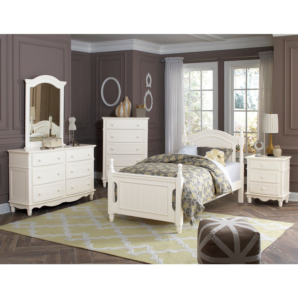 Clementine - Nightstand - White