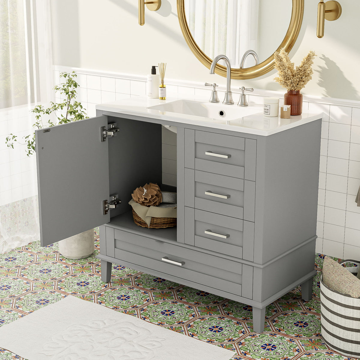 Traditional Bathroom Vanity Set With Soft Close Doors