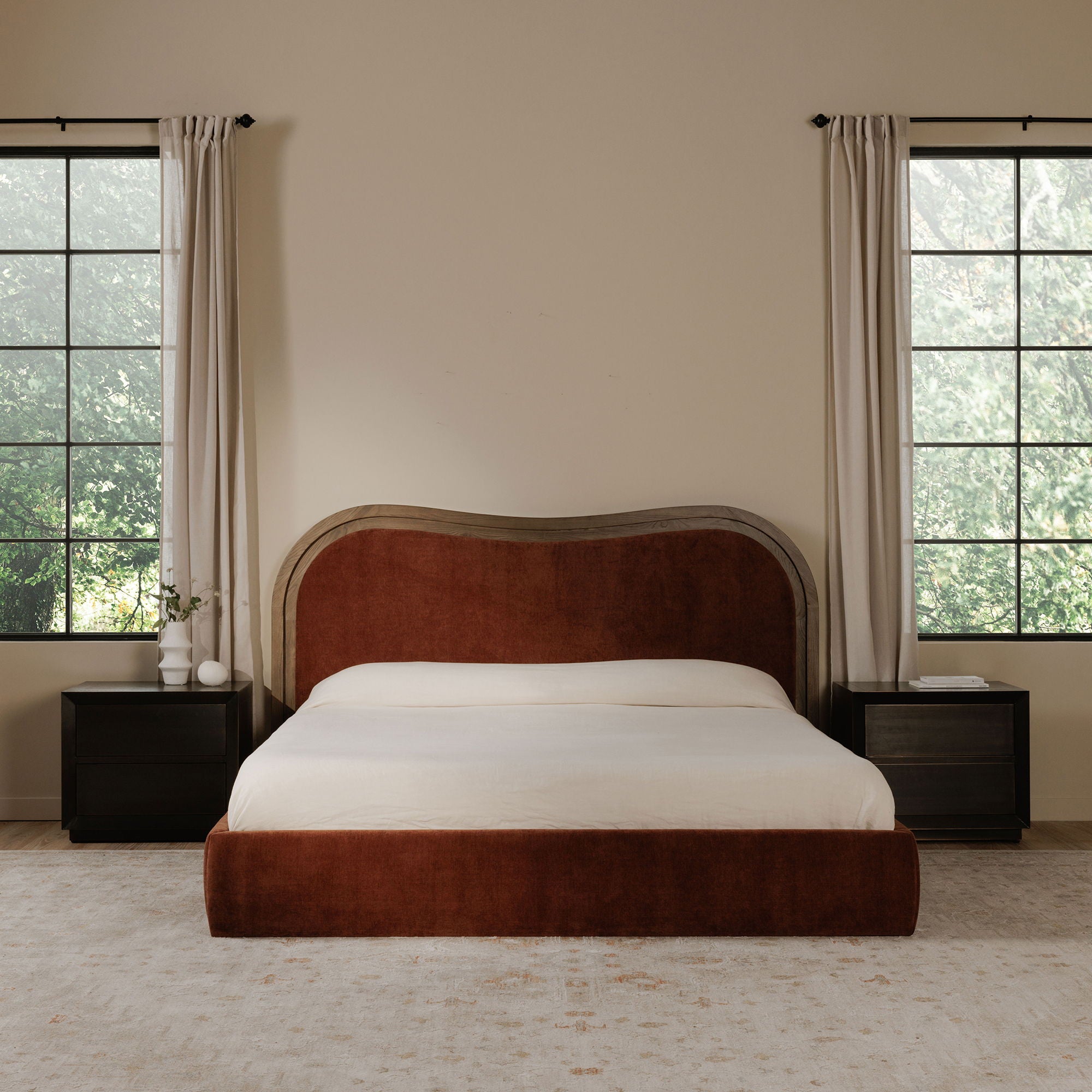 Camilla - Queen Bed - Chestnut