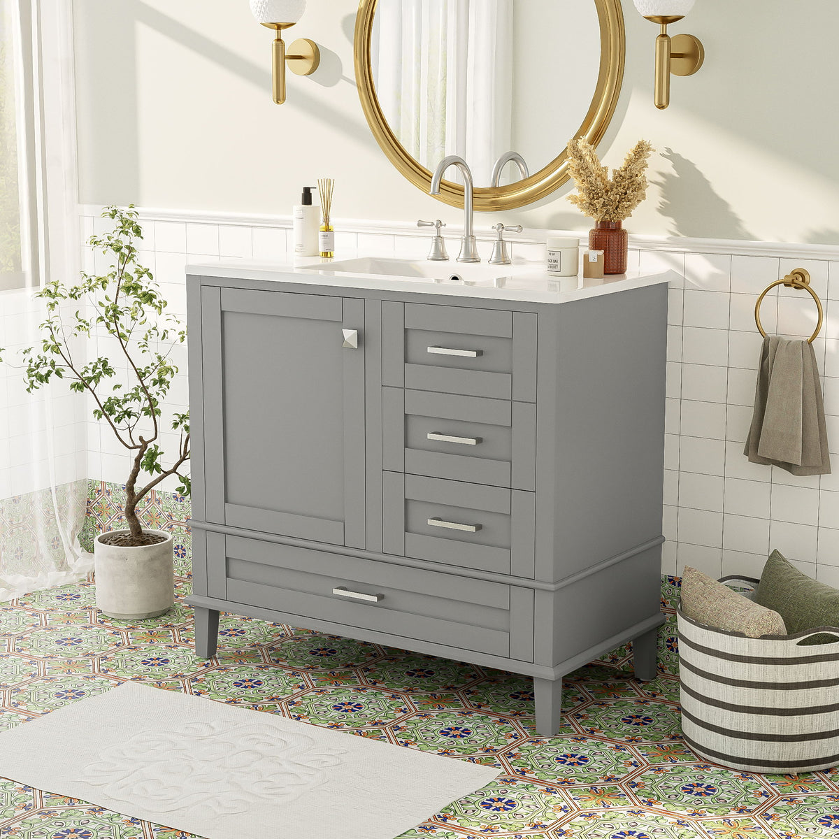 Traditional Bathroom Vanity Set With Soft Close Doors